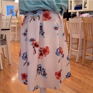 Banana Lemon red white and blue floral skater skirt size large EUC